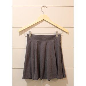 Gray Flowy Short Skirt